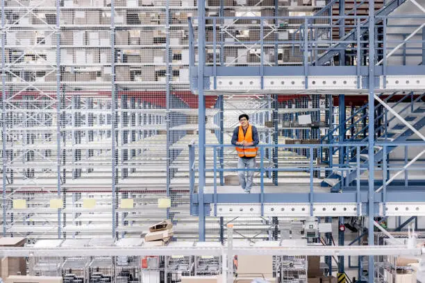 7 Ways to Improve Stock Accuracy Across Multiple Warehouses